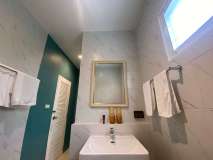 20220805_014905354_iOS